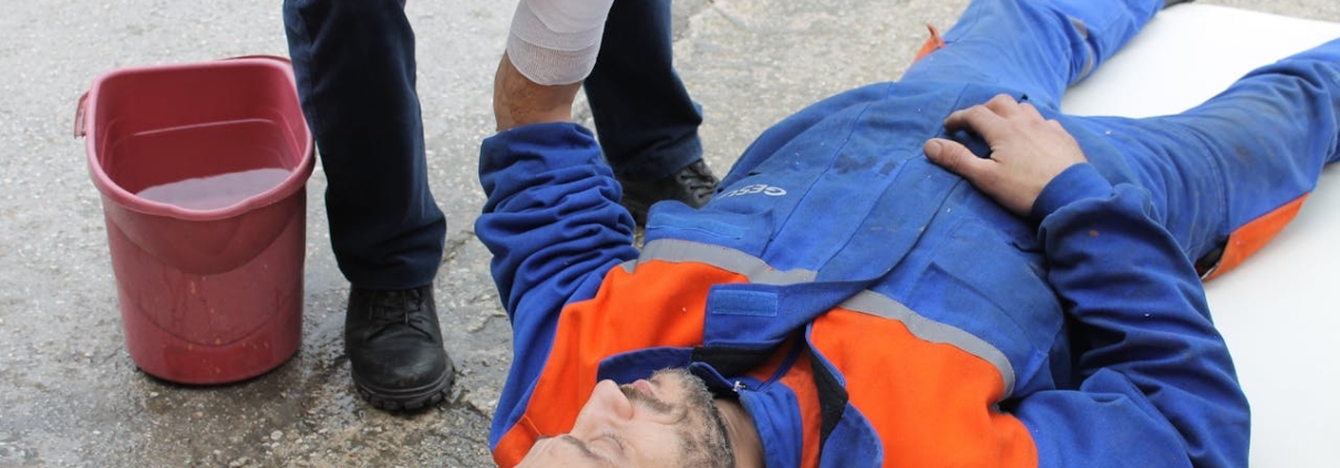 Rescue A Fallen Worker